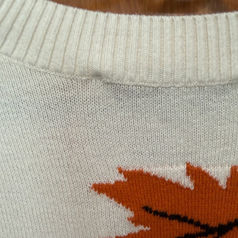 LOFT Fall leaves sweater- size small - Picture 4 of 9
